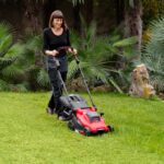 Cortacésped de batería GLM200L - Imagen 18