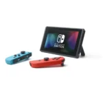 Consola Nintendo Switch con un Joy-Con rojo neón y un Joy-Con azul neón - Imagen 2